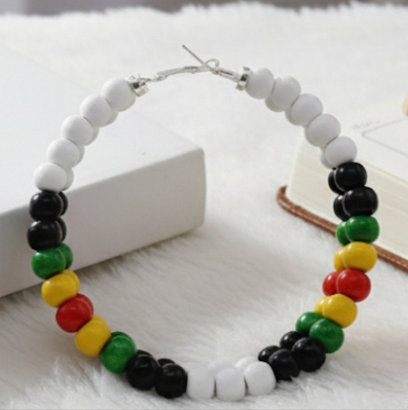 Rasta hoop earrings, African earrings with wooden beads, large hoop earr… - Picture 3 of 10